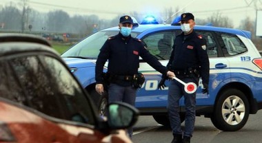 Photo of Coronavirus Napoli, ci sono più denunciati che contagiati