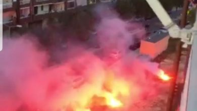 Photo of Flash mob degenera a Bari: inno, fumogeni e gente per strada, sembra di stare allo stadio